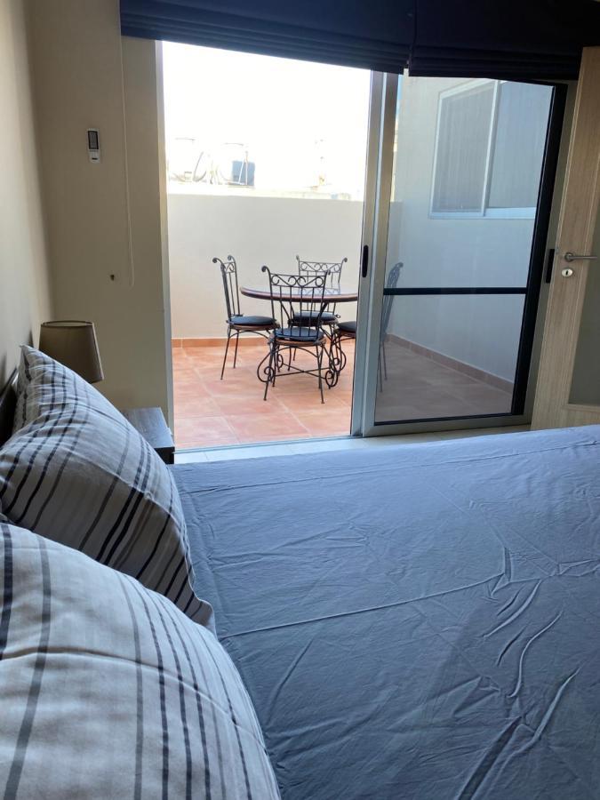 Newly Refurbished Mellieha Central Apartment Εξωτερικό φωτογραφία